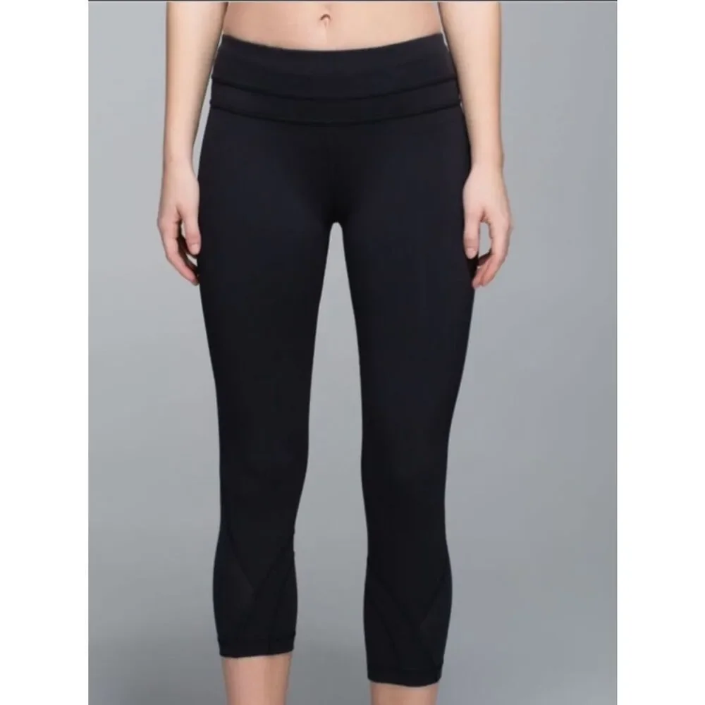 Lululemon Run Inspire Crop Legging Black Womens 6 FLAW